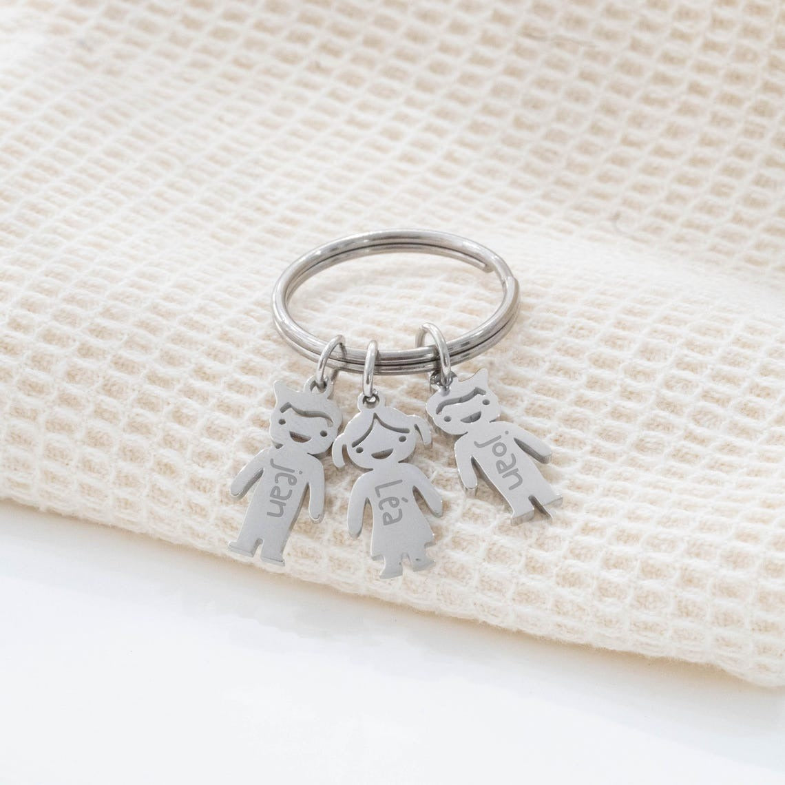 Porte-clés personnalisé gravé breloques personnages